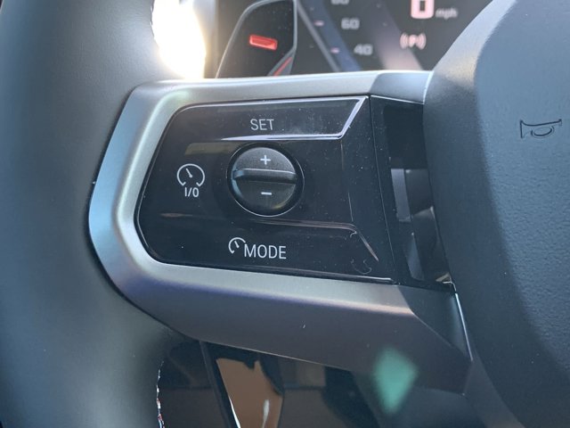 Vehicle image 19 of 37