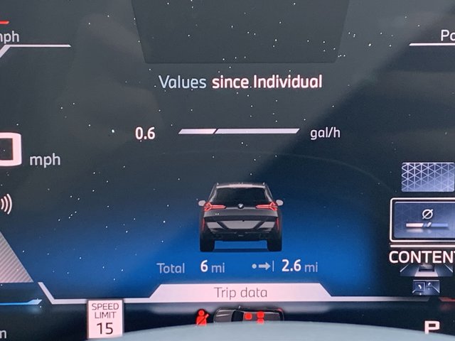 Vehicle image 23 of 37