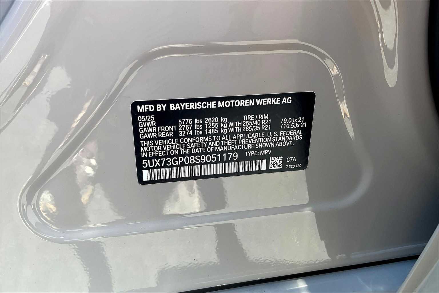 Vehicle image 27 of 35