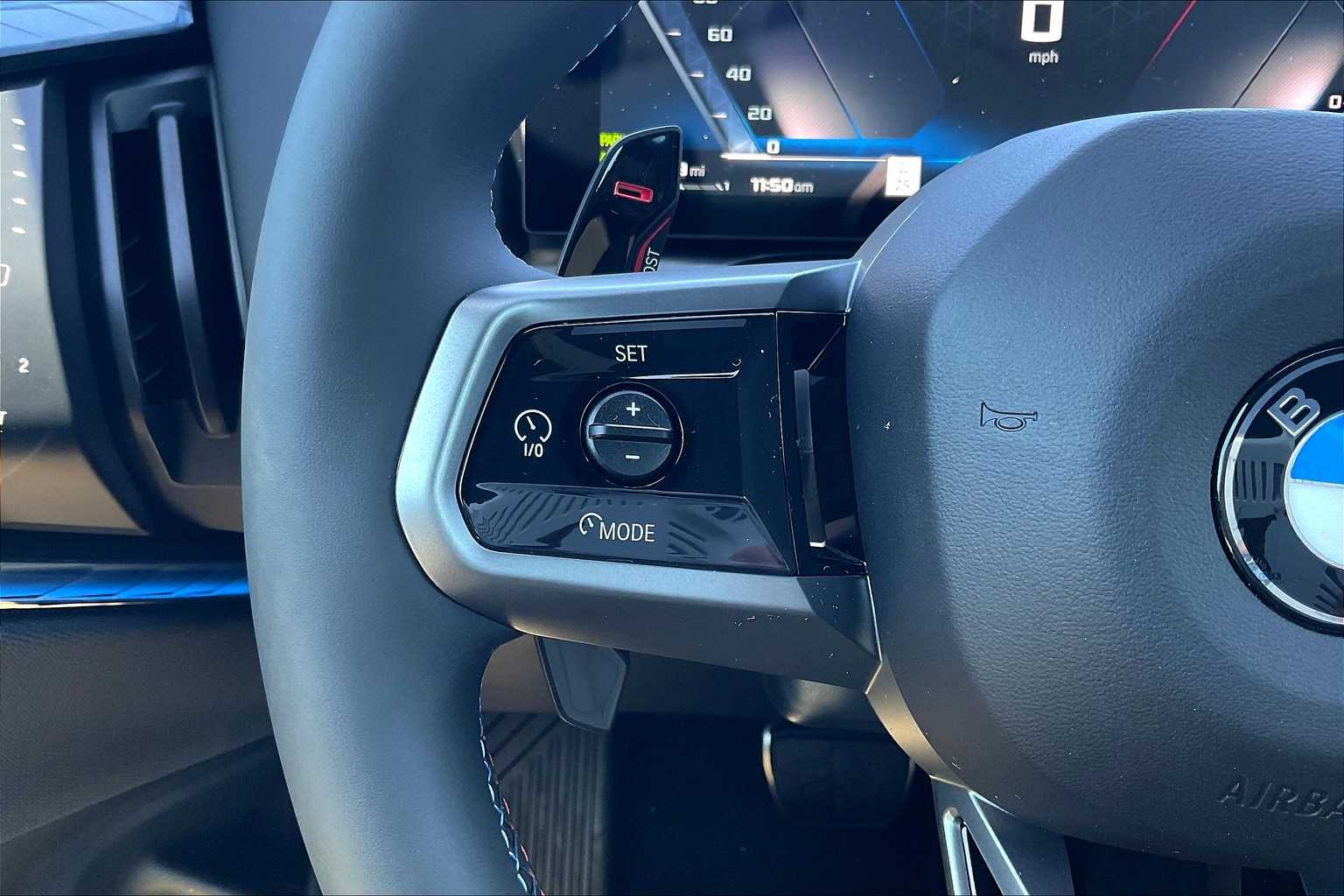 Vehicle image 28 of 35