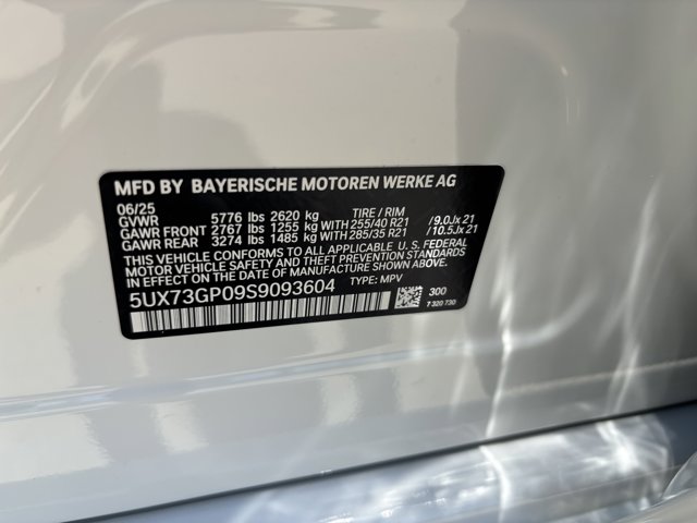 Vehicle image 31 of 37