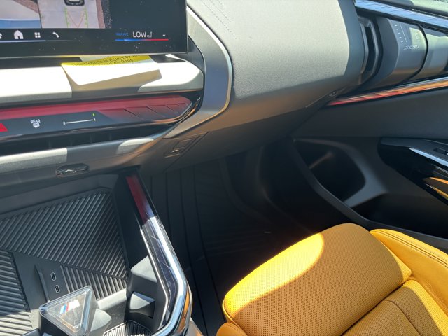 Vehicle image 19 of 37