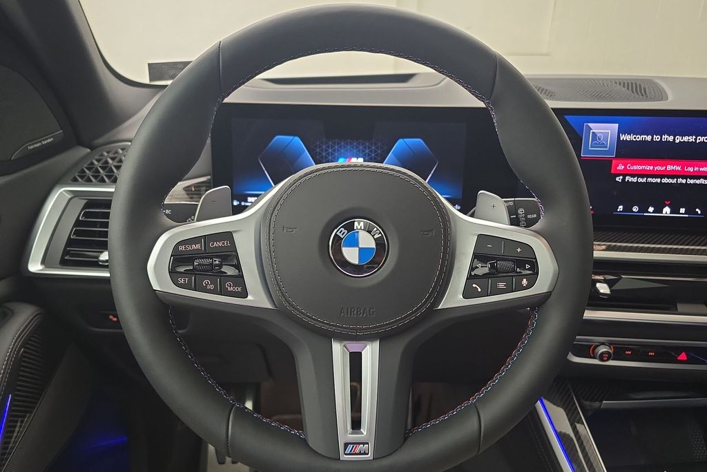 Vehicle image 15 of 31