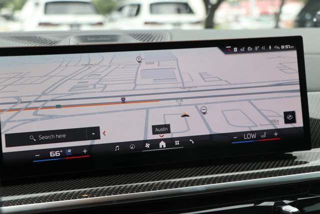 Vehicle image 21 of 38