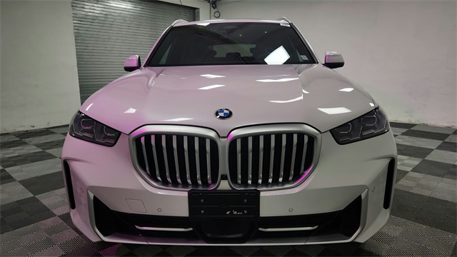 Vehicle image 2 of 24