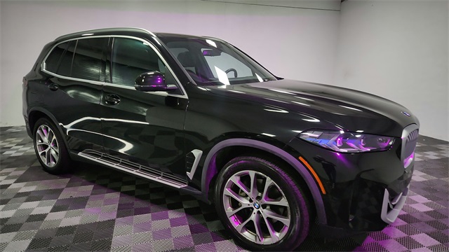 2025 BMW X5 xDrive40i Image 5 of 26