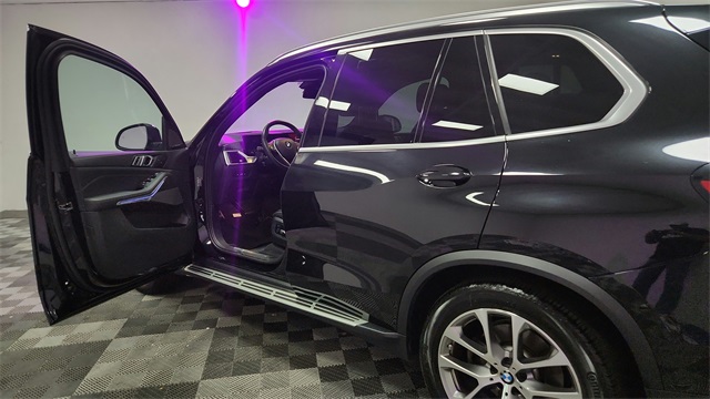 2025 BMW X5 xDrive40i Image 11 of 26