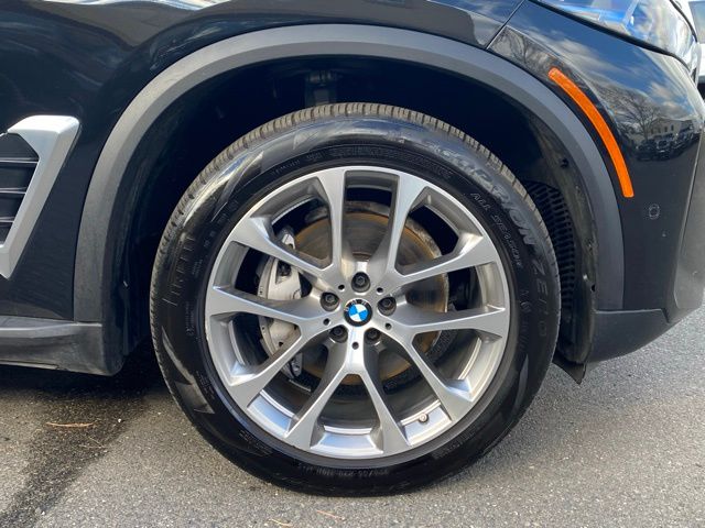 2025 BMW X5 xDrive40i Image 12 of 51