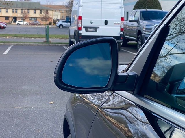 2025 BMW X5 xDrive40i Image 48 of 51