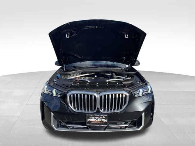 2025 BMW X5 xDrive40i Image 3 of 51