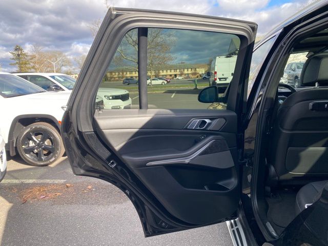 2025 BMW X5 xDrive40i Image 25 of 51