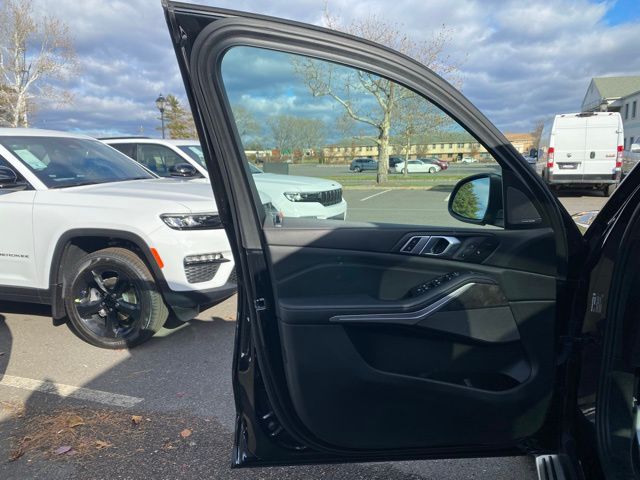 2025 BMW X5 xDrive40i Image 24 of 51