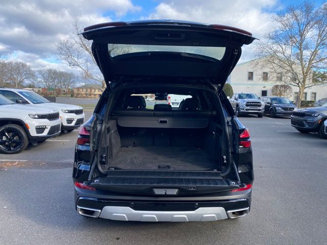 2025 BMW X5 xDrive40i Image 16 of 51