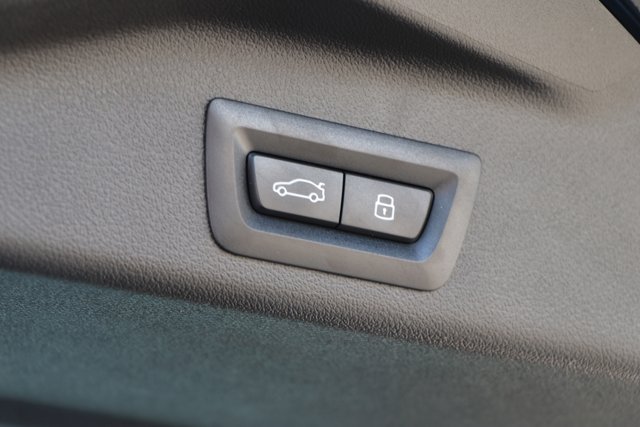 Vehicle image 37 of 37
