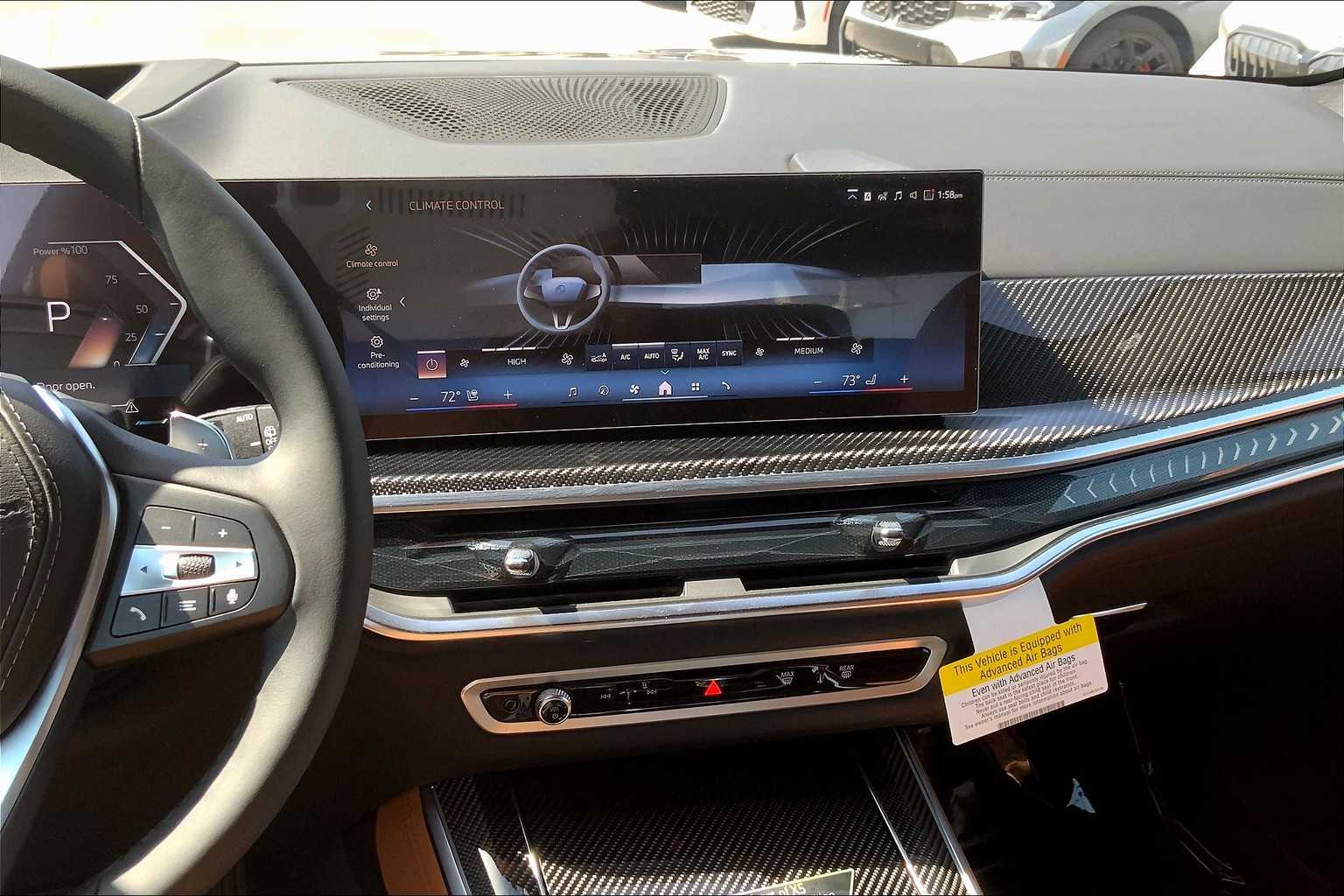 Vehicle image 7 of 19