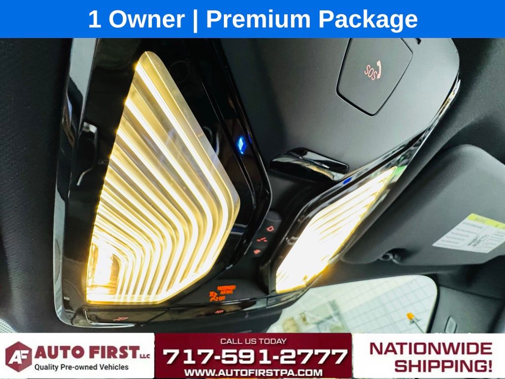Vehicle image 23 of 37