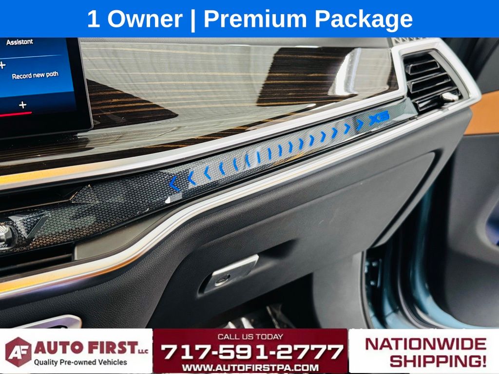 Vehicle image 19 of 37