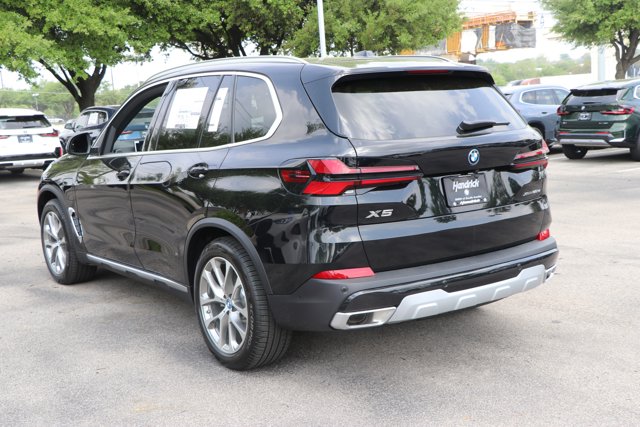 Vehicle image 7 of 38