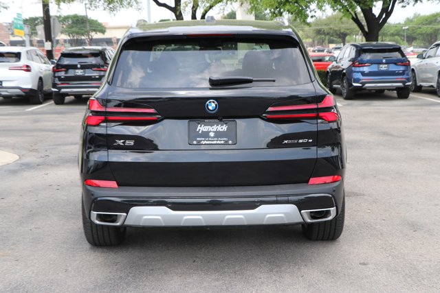 Vehicle image 6 of 38