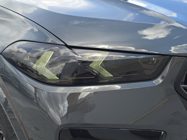 Vehicle image 36 of 37