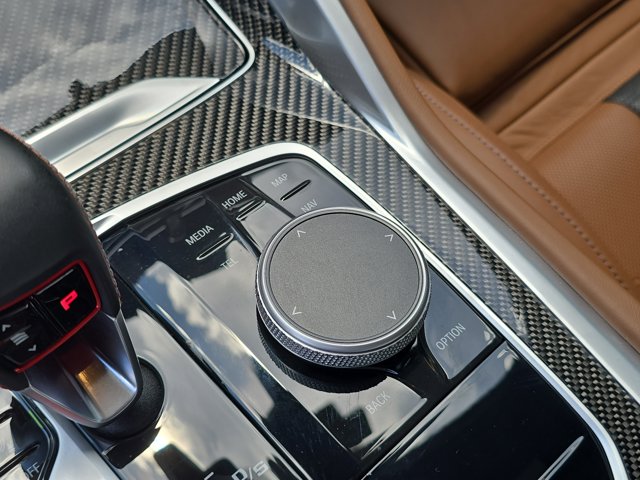 Vehicle image 22 of 37