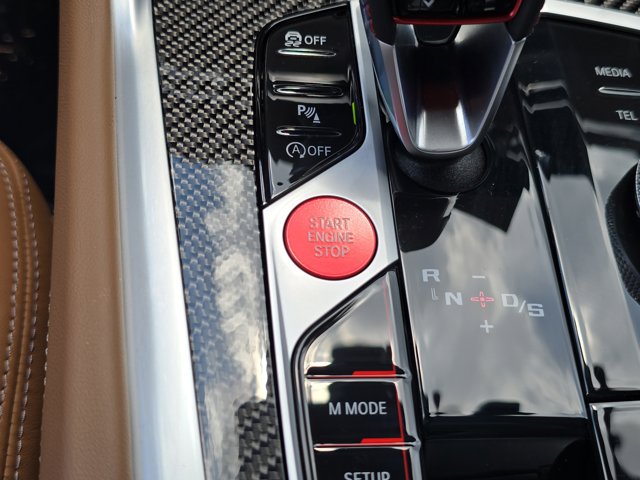 Vehicle image 24 of 37
