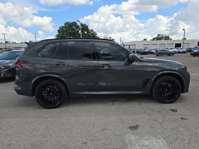 Vehicle image 4 of 37