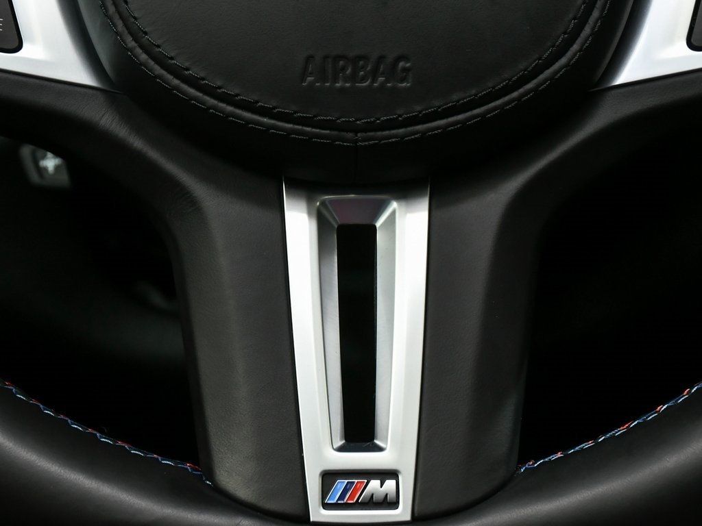 Vehicle image 59 of 100