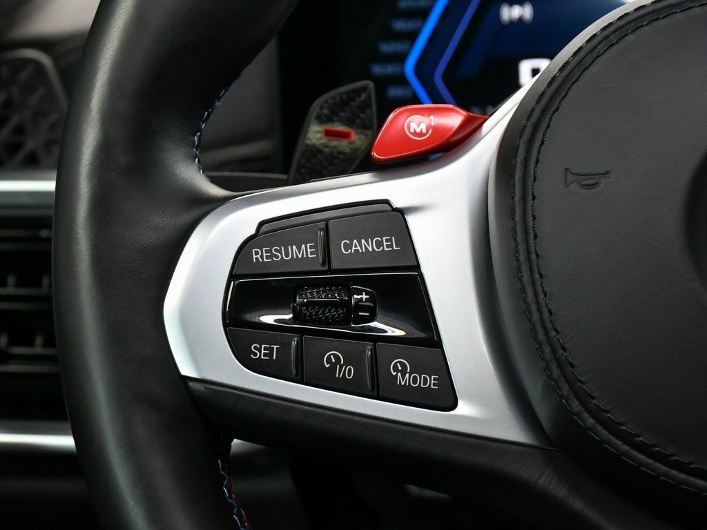 Vehicle image 57 of 100