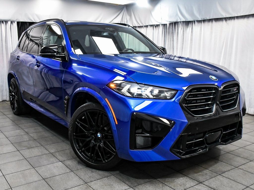 Vehicle image 3 of 100