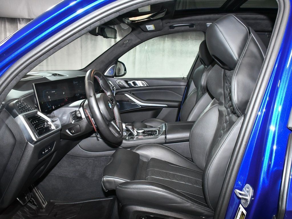 Vehicle image 69 of 100