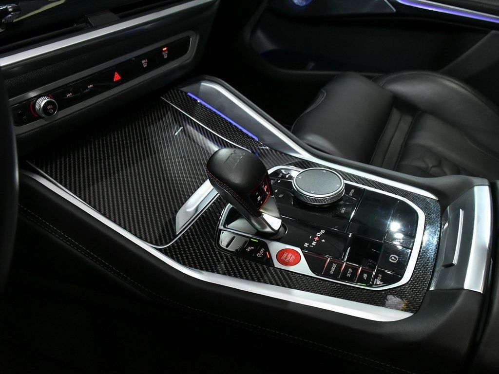 Vehicle image 65 of 100