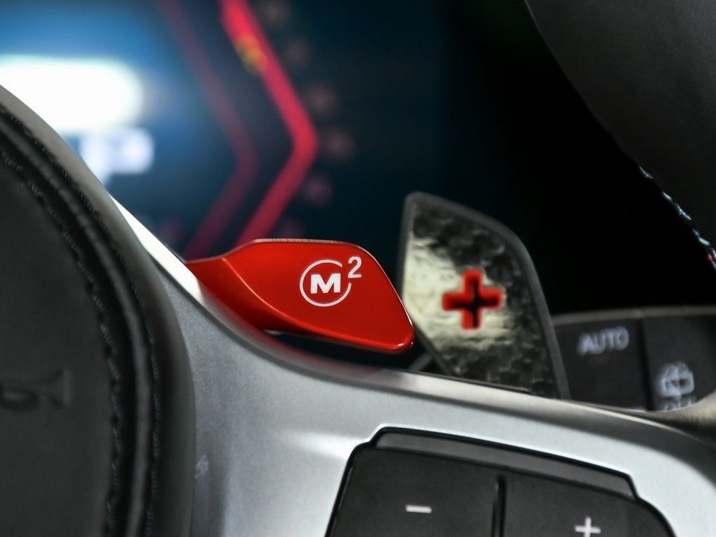 Vehicle image 61 of 100