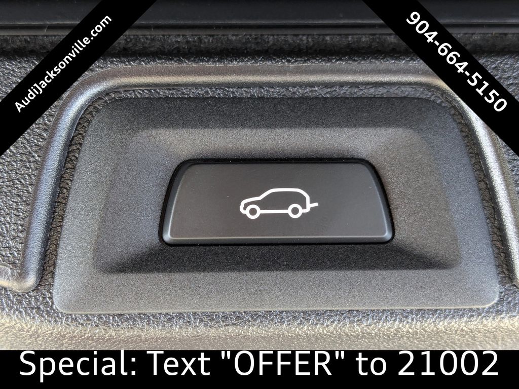 Vehicle image 14 of 39