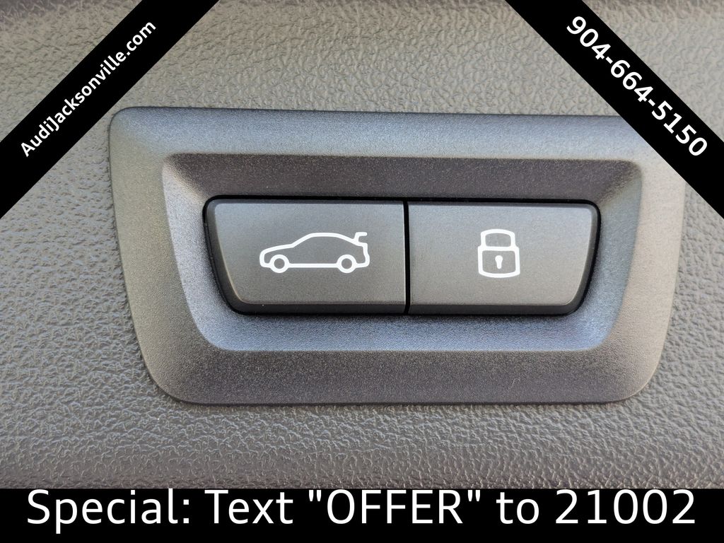 Vehicle image 15 of 39