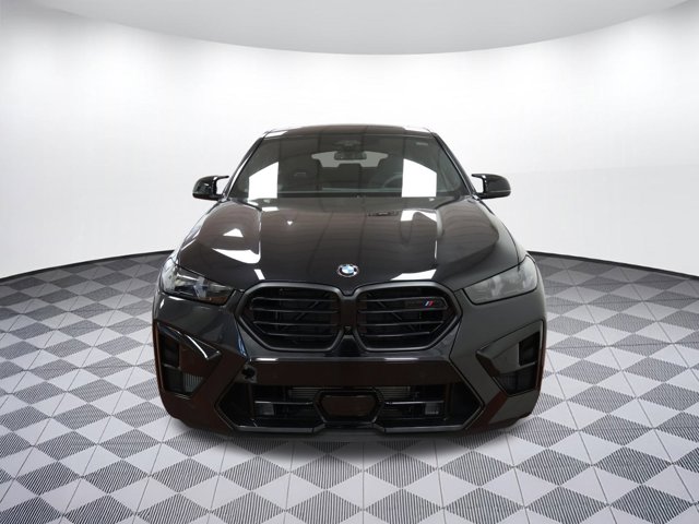 Vehicle image 2 of 26