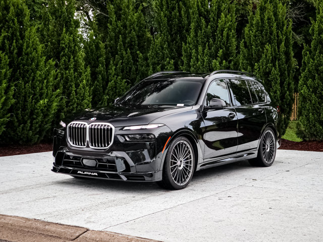 2025 BMW X7 Alpina XB7 Image 1 of 36