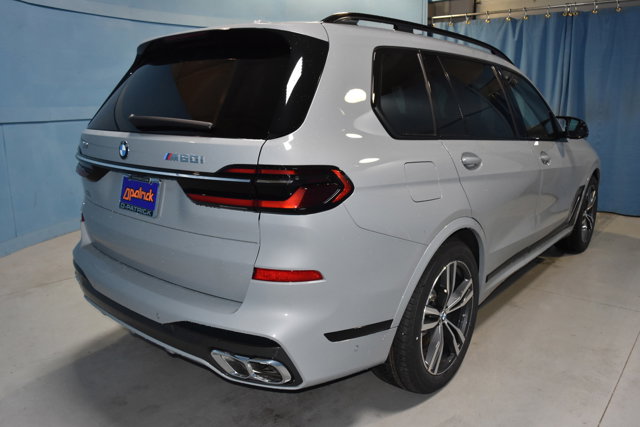 Vehicle image 4 of 35