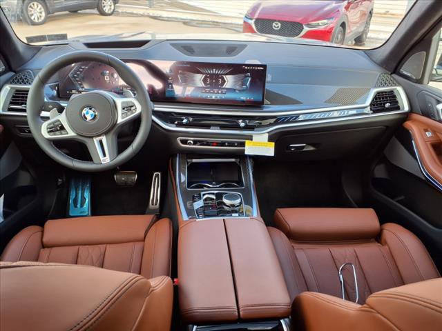 Vehicle image 11 of 19