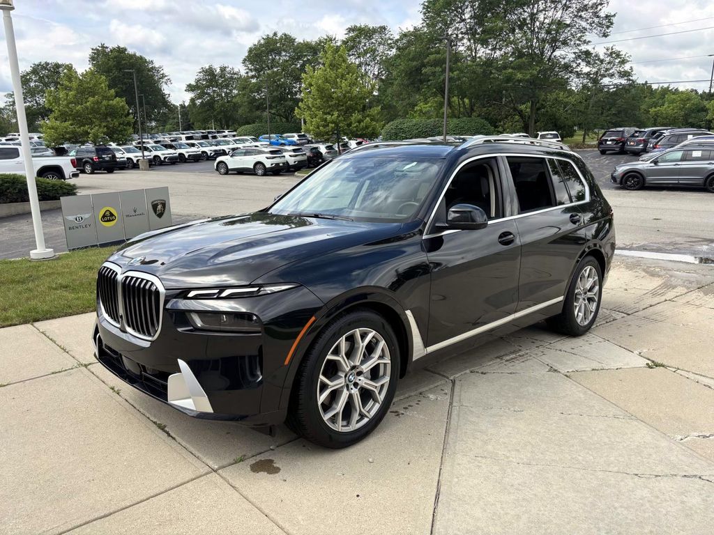 Vehicle image 1 of 32
