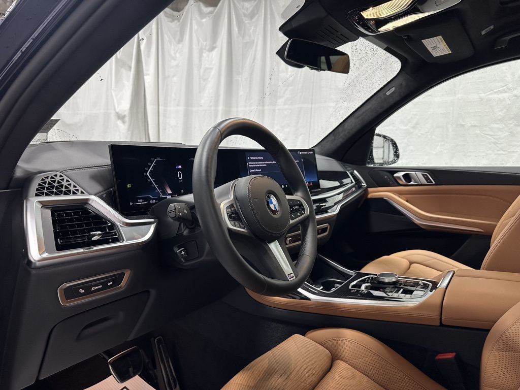 Vehicle image 15 of 74