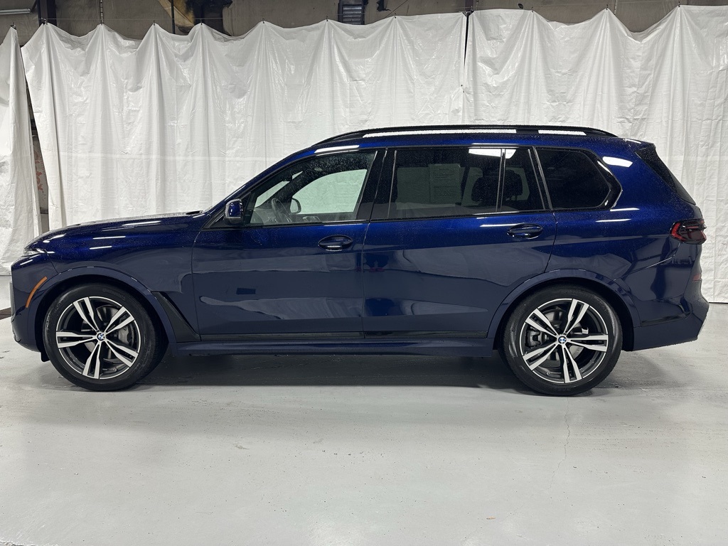 Vehicle image 7 of 74