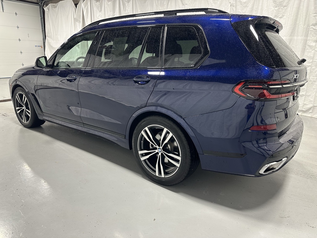 Vehicle image 6 of 74