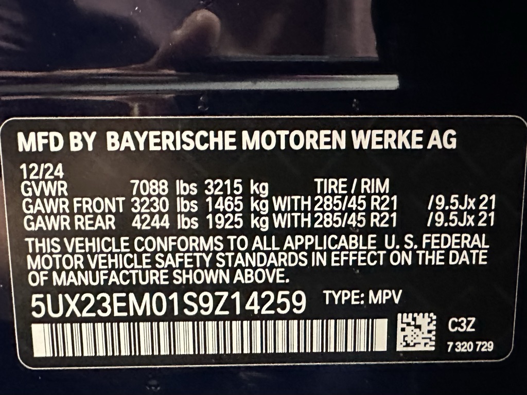 Vehicle image 11 of 74