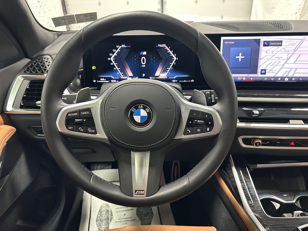 Vehicle image 18 of 74