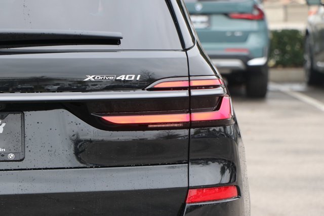 Vehicle image 12 of 37