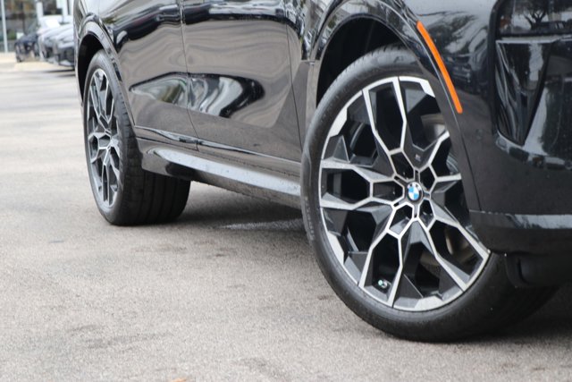 Vehicle image 8 of 37