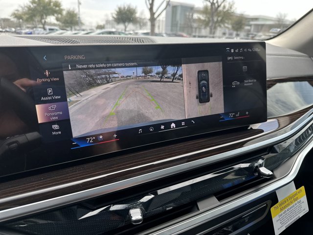 Vehicle image 27 of 37
