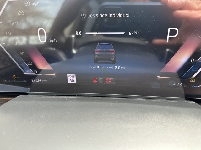 Vehicle image 23 of 37
