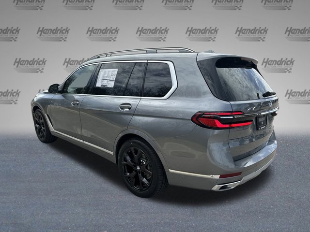 Vehicle image 8 of 37